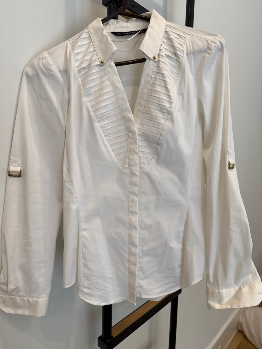 Zara Cream Pleated V-Neck Long Sleeve Blouse with Gold Accents